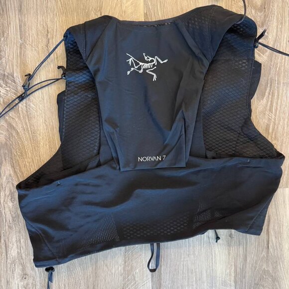 Arc'teryx Norvan 7 Vest US M - Picture 4 of 4